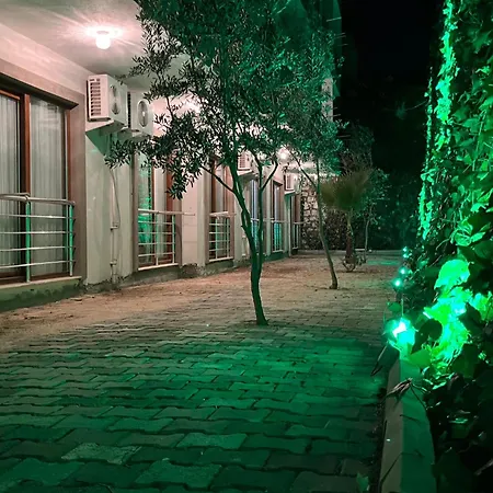 Bartu * Çeşme